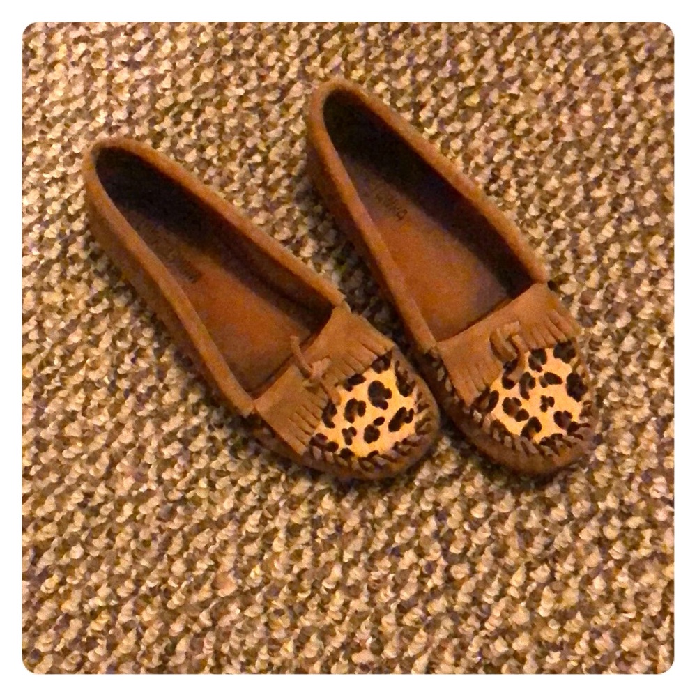 Leopard print moccasins